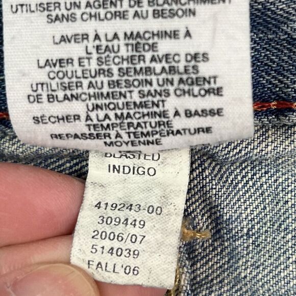 GAP Y2K Micro Mini Denim Skirt Size 10 Preppy Low Rise Raw Hem Distressed - Picture 11 of 11